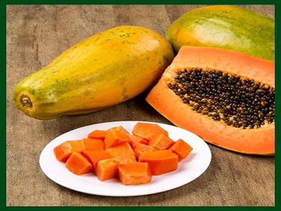 Peeled and sliced ripe papayas